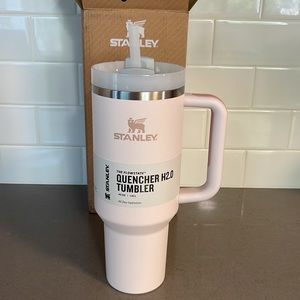 Brand new Stanley Quencher H2.0 Tumbler. 40 0z